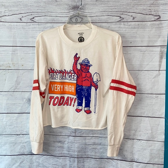 🌸Mighty fine smoky the best crop top size M - Picture 1 of 4